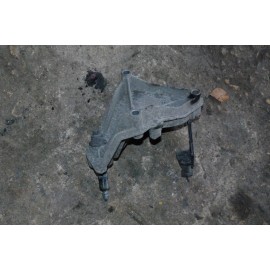 лапа (стойка) RENAULT LAGUNA 2.0 16v 139 к.с.(93-00)